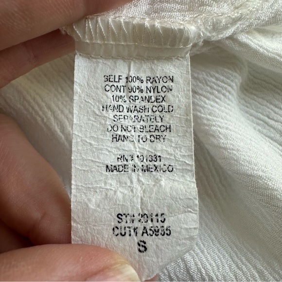 Charlotte Russe Peasant Blouse Top Shirt White Small Button Up Flowy Bell Sleeve - Picture 6 of 6